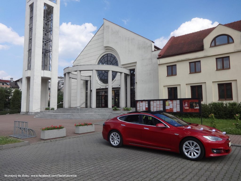 Tesla Kraków wynajem do ślubu i na wesele