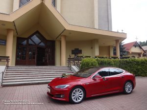 Tesla do ślubu Katowice Giszowiec (kościół Św. Barbary)