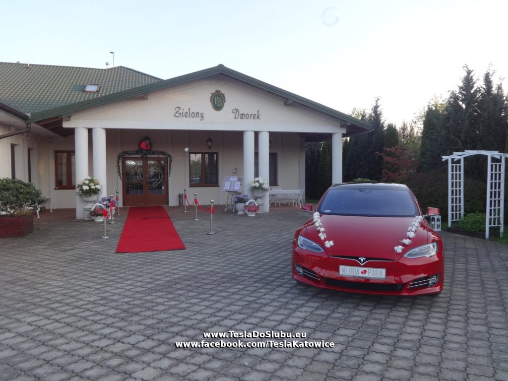 Tesla do ślubu Skierdy (woj. mazowieckie)