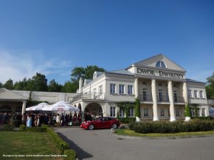 Tesla wynajem do ślubu i na wesele Dwikozy Hotel Sandomierz