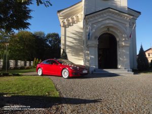 Tesla Gałków Duży Koluszki wynajem do ślubu