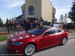 Tesla Tarnobrzeg Zakrzow wynajem do śłubu i na wesele