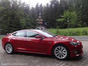 Tesla Model S w Zakopanem - Wynajem na wesele i ślub